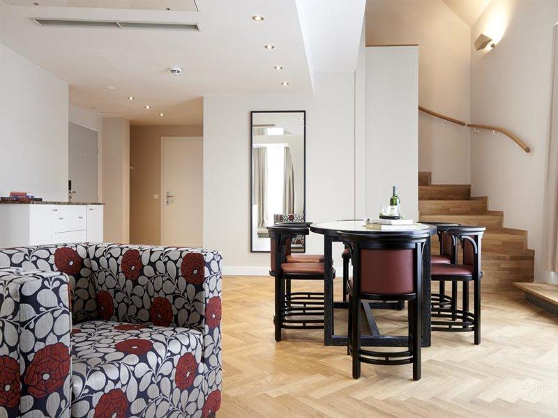 Aparthotel Singerstrasse 21/25 4*
