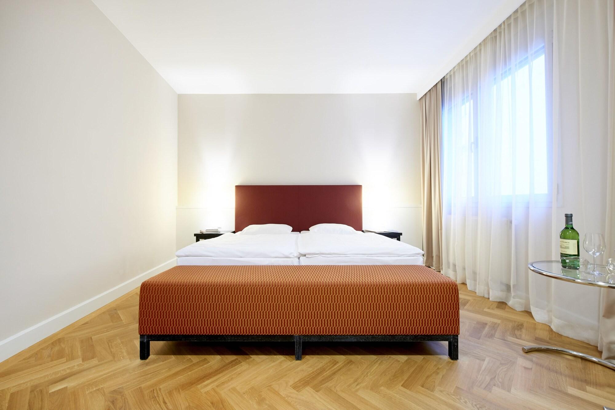 Aparthotel Singerstrasse 21/25 4*